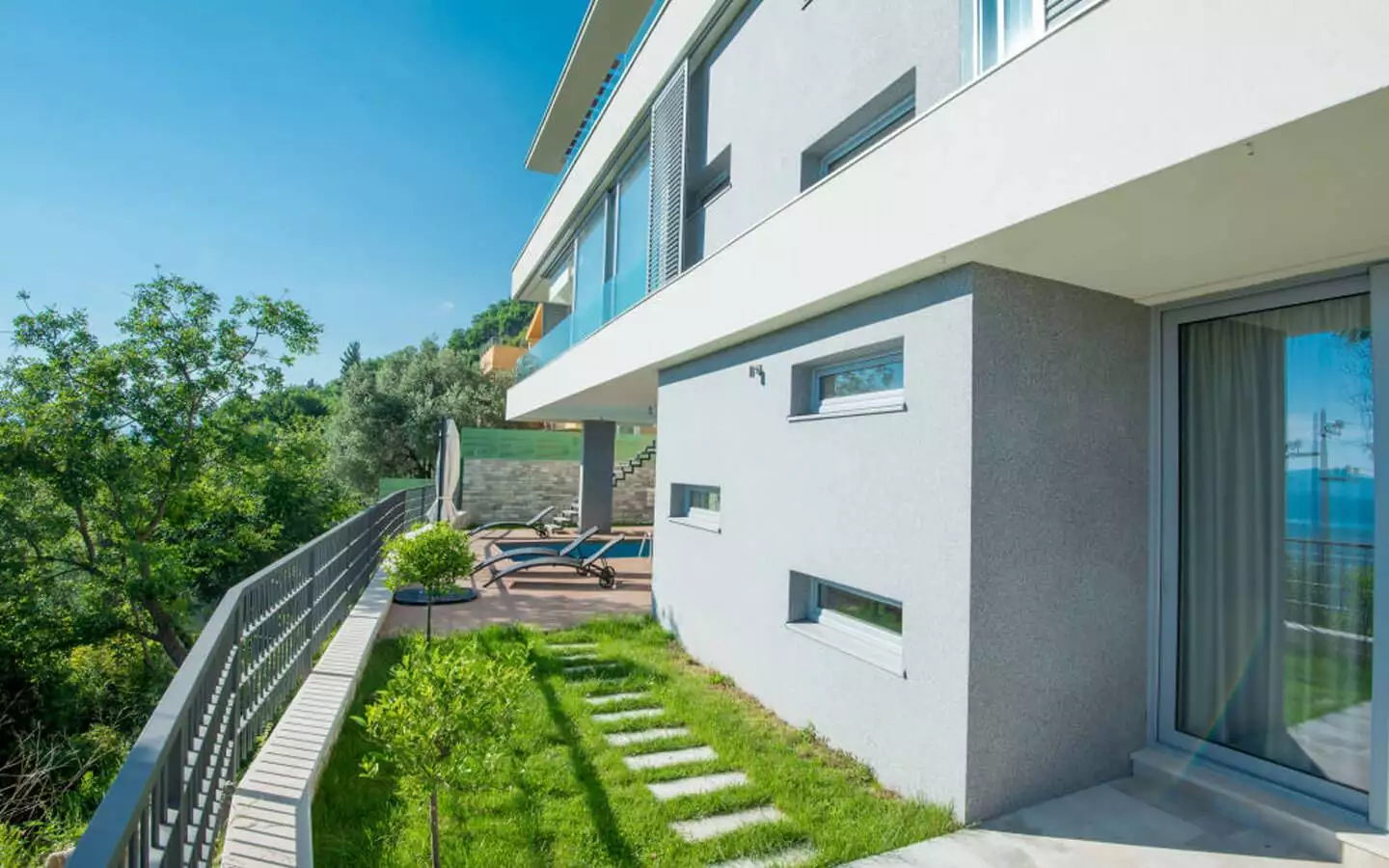 Villa 250m² in Montenegro, Kotor. Priced at 895000$ rent photo-8