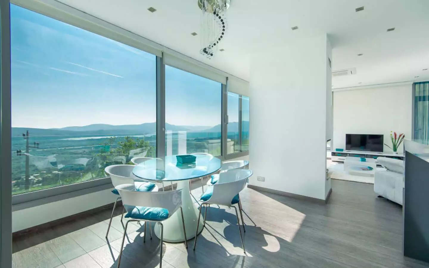Villa 250m² in Montenegro, Kotor. Priced at 895000$ rent photo-15