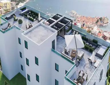 Buy in Montenegro for 307350€