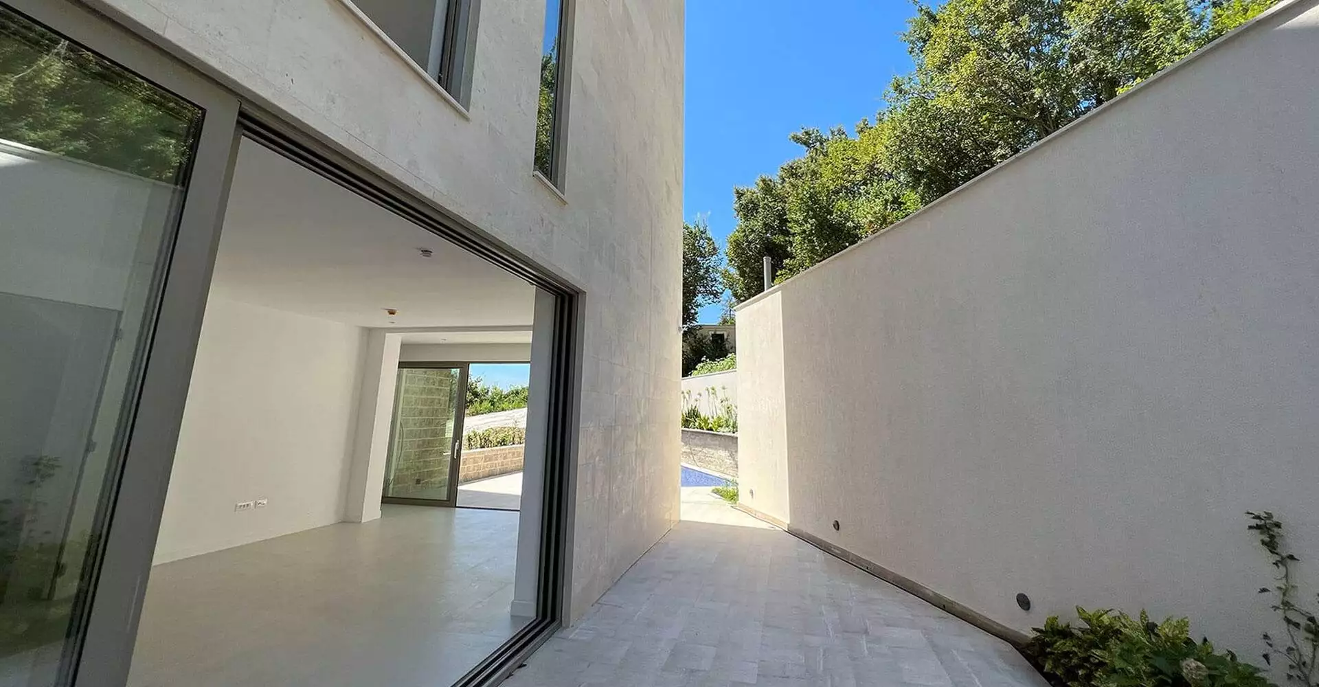Townhouse 241m² in Montenegro, Tivat. Priced at 610000€ rent photo-12