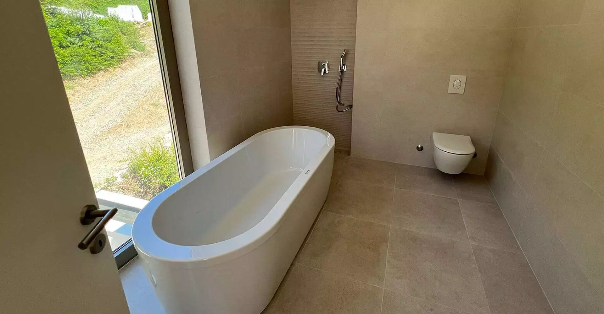 Townhouse 241m² in Montenegro, Tivat. Priced at 610000€ rent photo-25