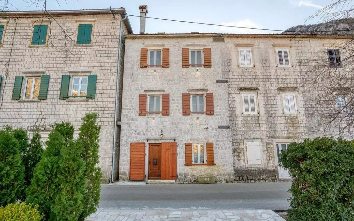 Villa 112m² in Montenegro, Prcanj. Priced at 1500000$ rent photo-9