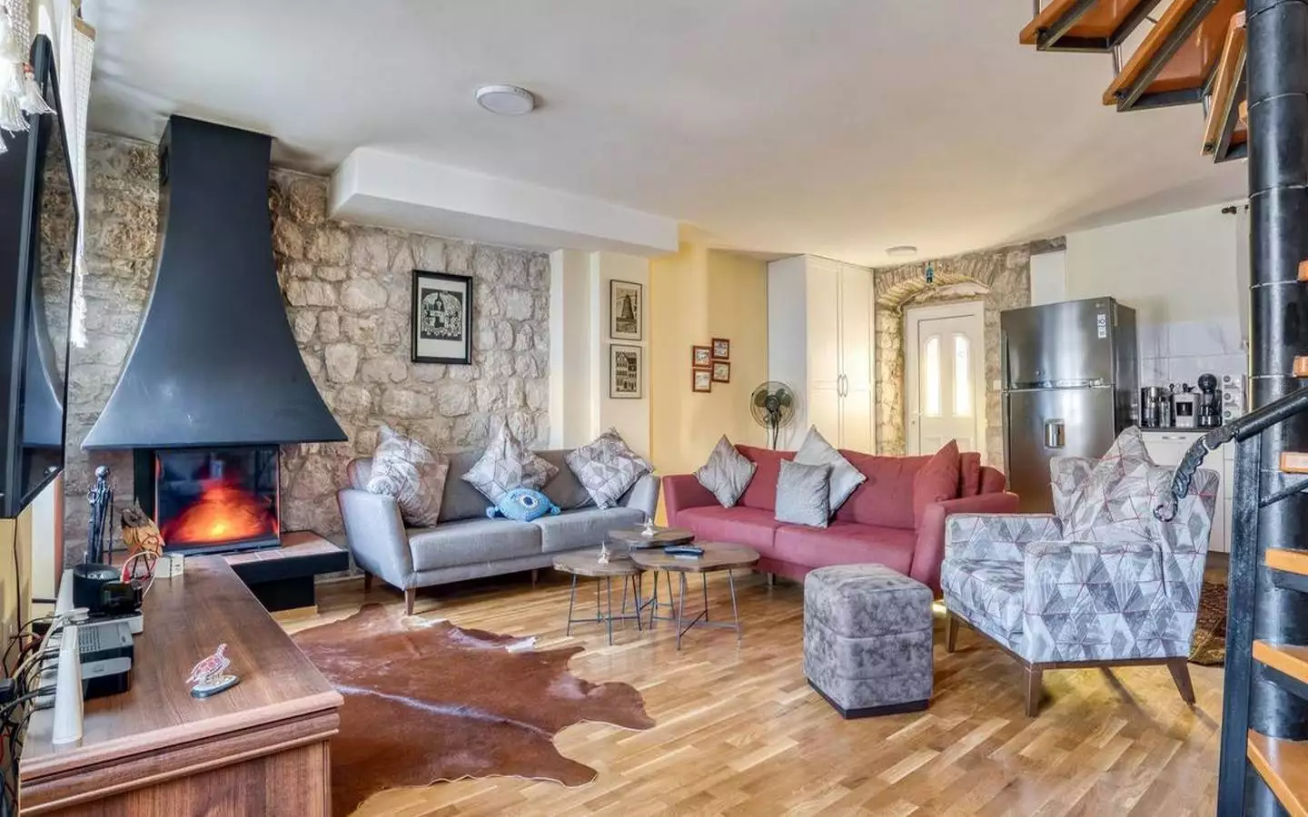 Villa 112m² in Montenegro, Prcanj. Priced at 1500000$ rent photo-11