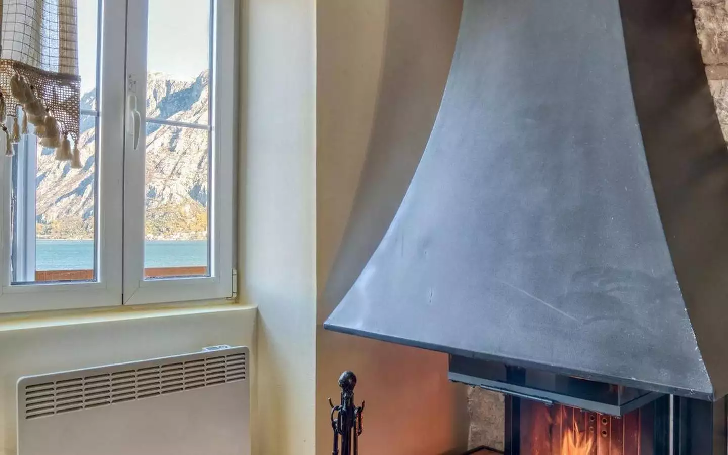 Villa 112m² in Montenegro, Prcanj. Priced at 1500000$ rent photo-18