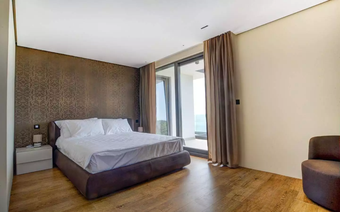 Villa 1133m² in Montenegro, Vidikovac. Priced at 3000000$ rent photo-17