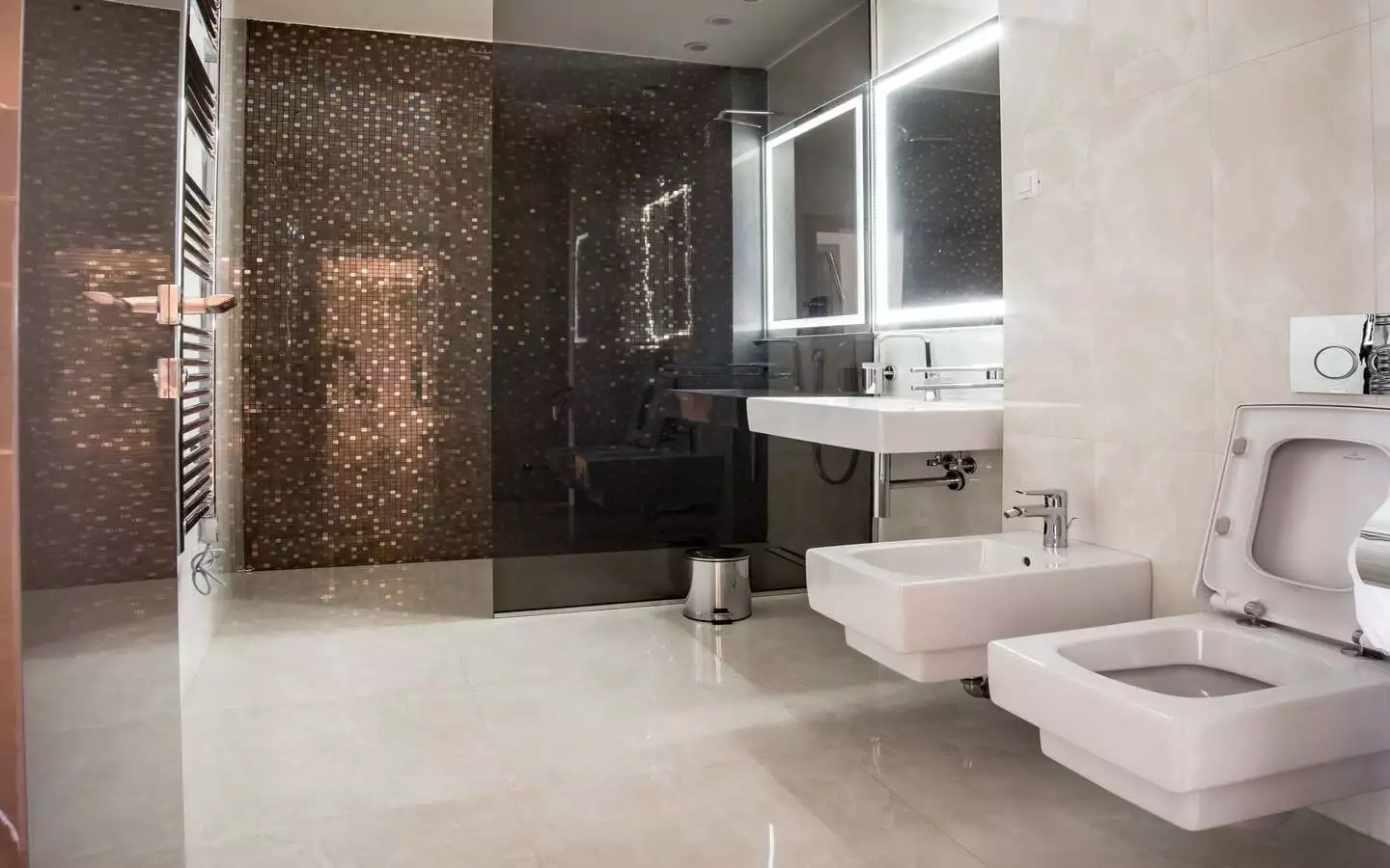 Villa 1133m² in Montenegro, Vidikovac. Priced at 3000000$ rent photo-24