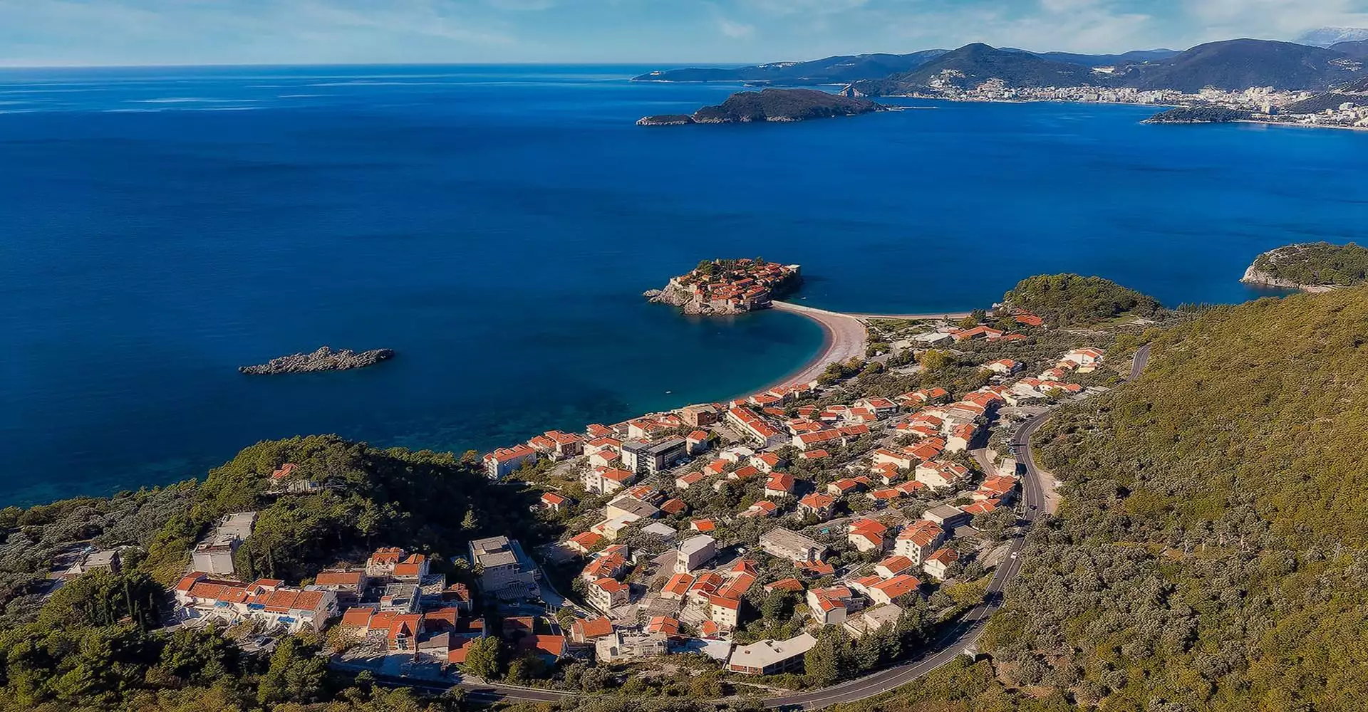 Villa 216m² in Montenegro, Budva. Priced at 400000$ rent photo-1