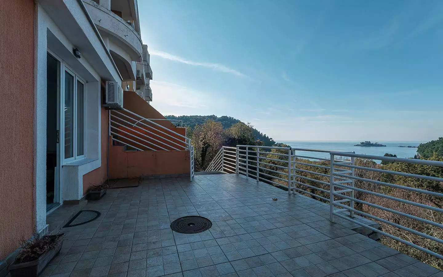 Hotels 700m² in Montenegro, Petrovac. Priced at 745000$ rent photo-5