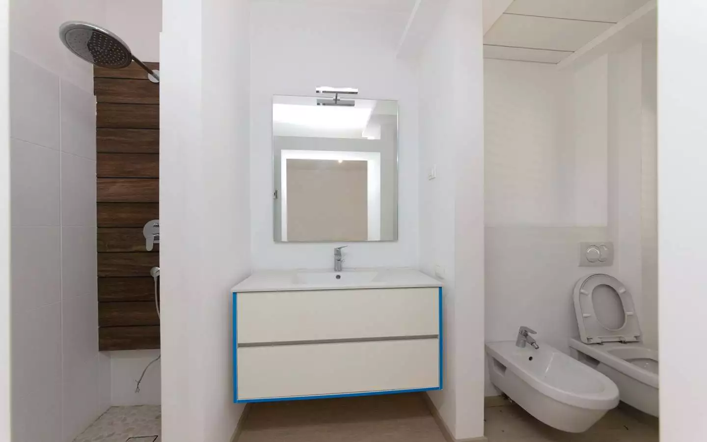 Villa 286m² in Montenegro, Morinj. Priced at 1200000$ rent photo-12