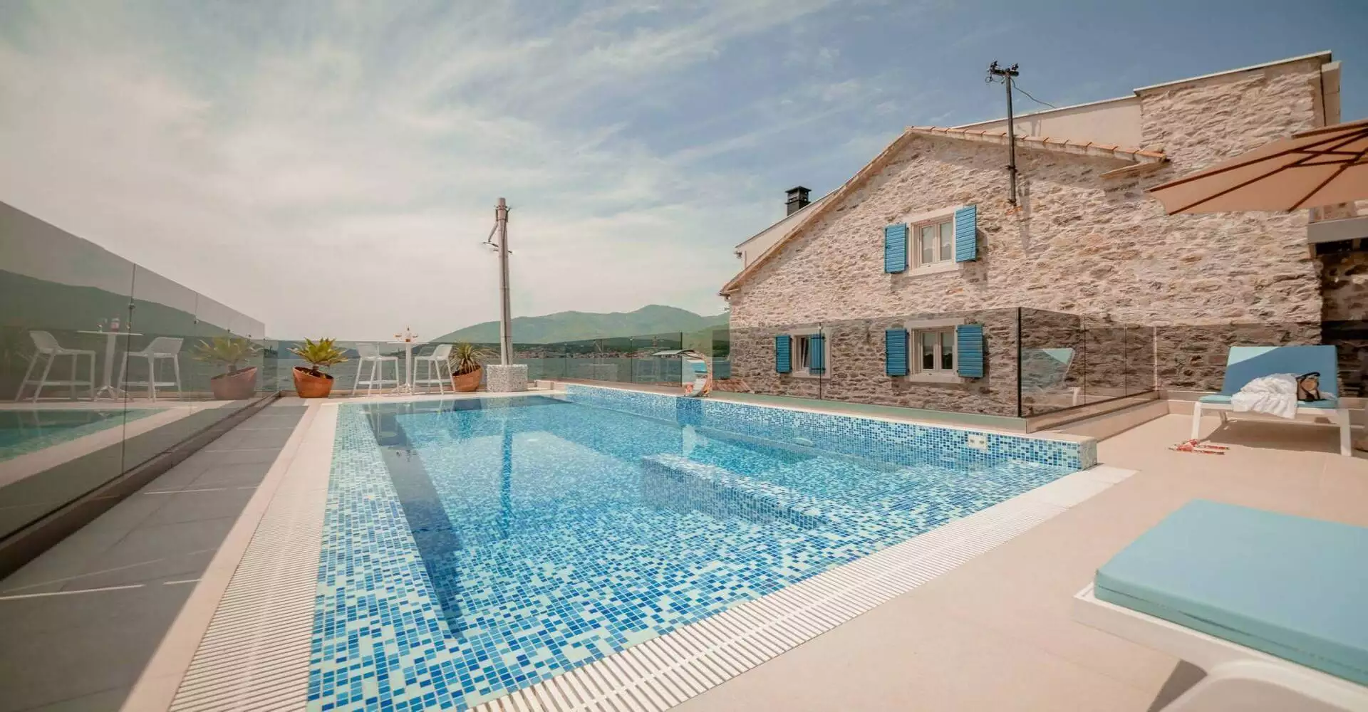 Villa 125m² in Montenegro, Tivat. Priced at 1200000$ rent photo-1
