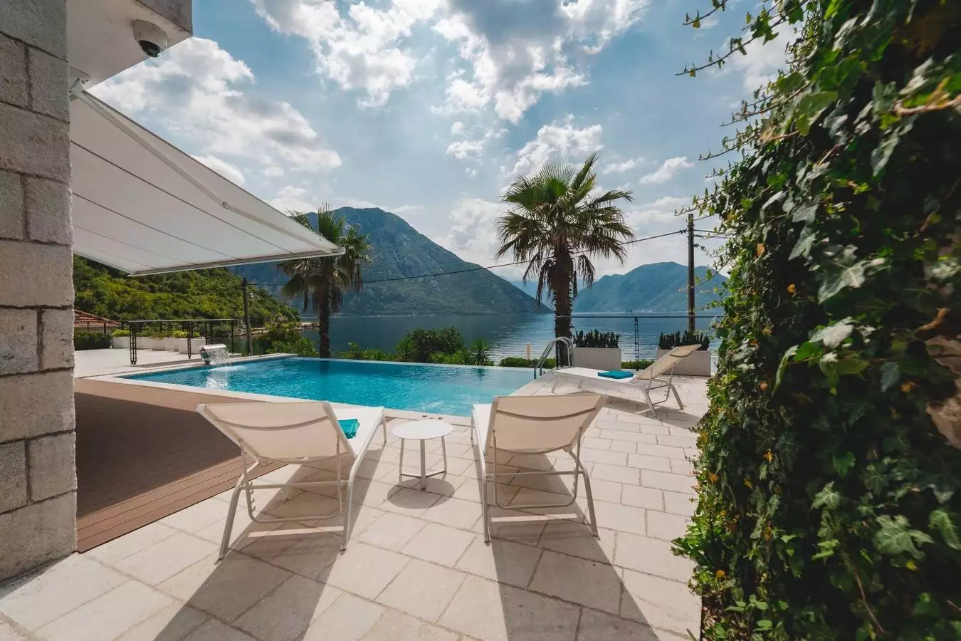 Villa 450m² in Montenegro, Strp. Priced at 3500000$ rent photo-13