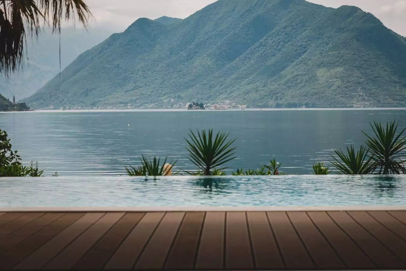 Villa 450m² in Montenegro, Strp. Priced at 3500000$ rent photo-16