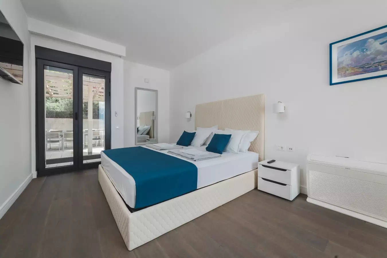 Villa 450m² in Montenegro, Strp. Priced at 3500000$ rent photo-23