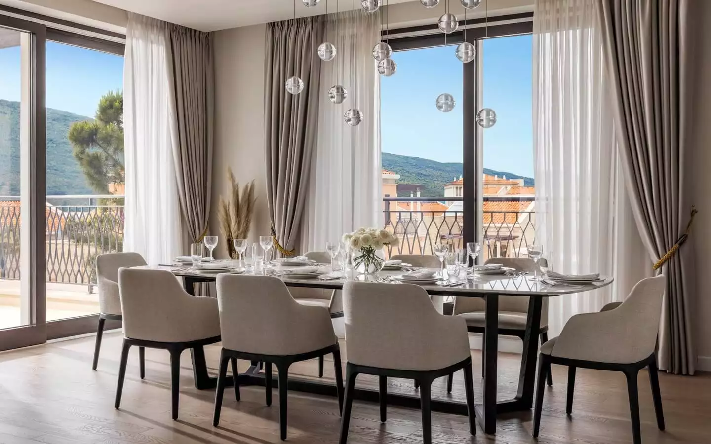 Flat 162m² in Montenegro, Kumbor. Priced at 1105000€ rent photo-16