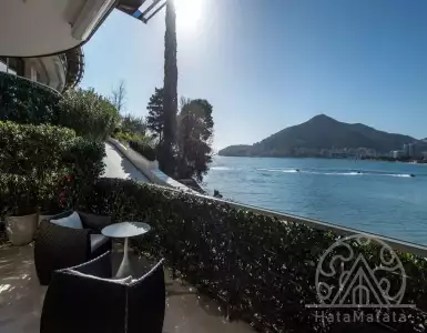 Buy in Montenegro for 995000$