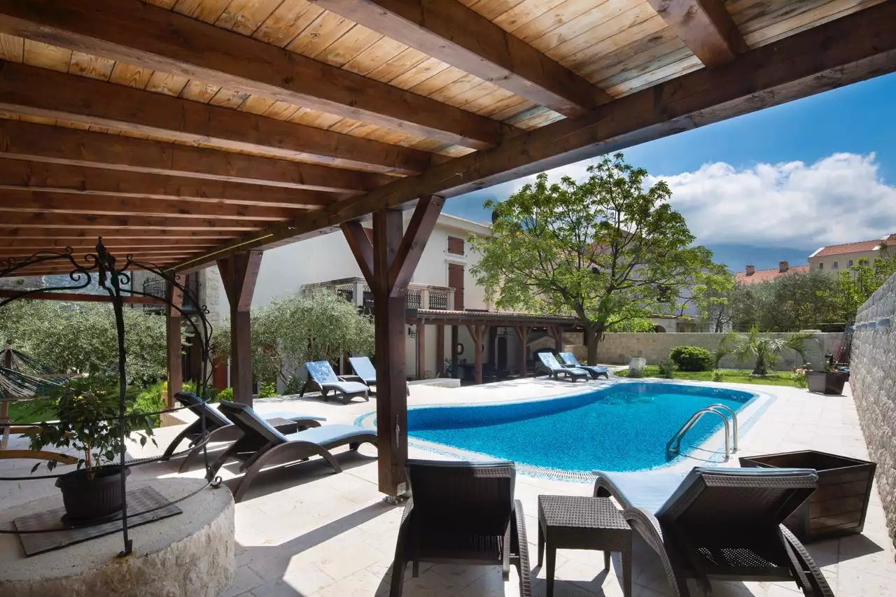 Villa 497m² in Montenegro, Prcanj. Priced at 4200000$ rent photo-12