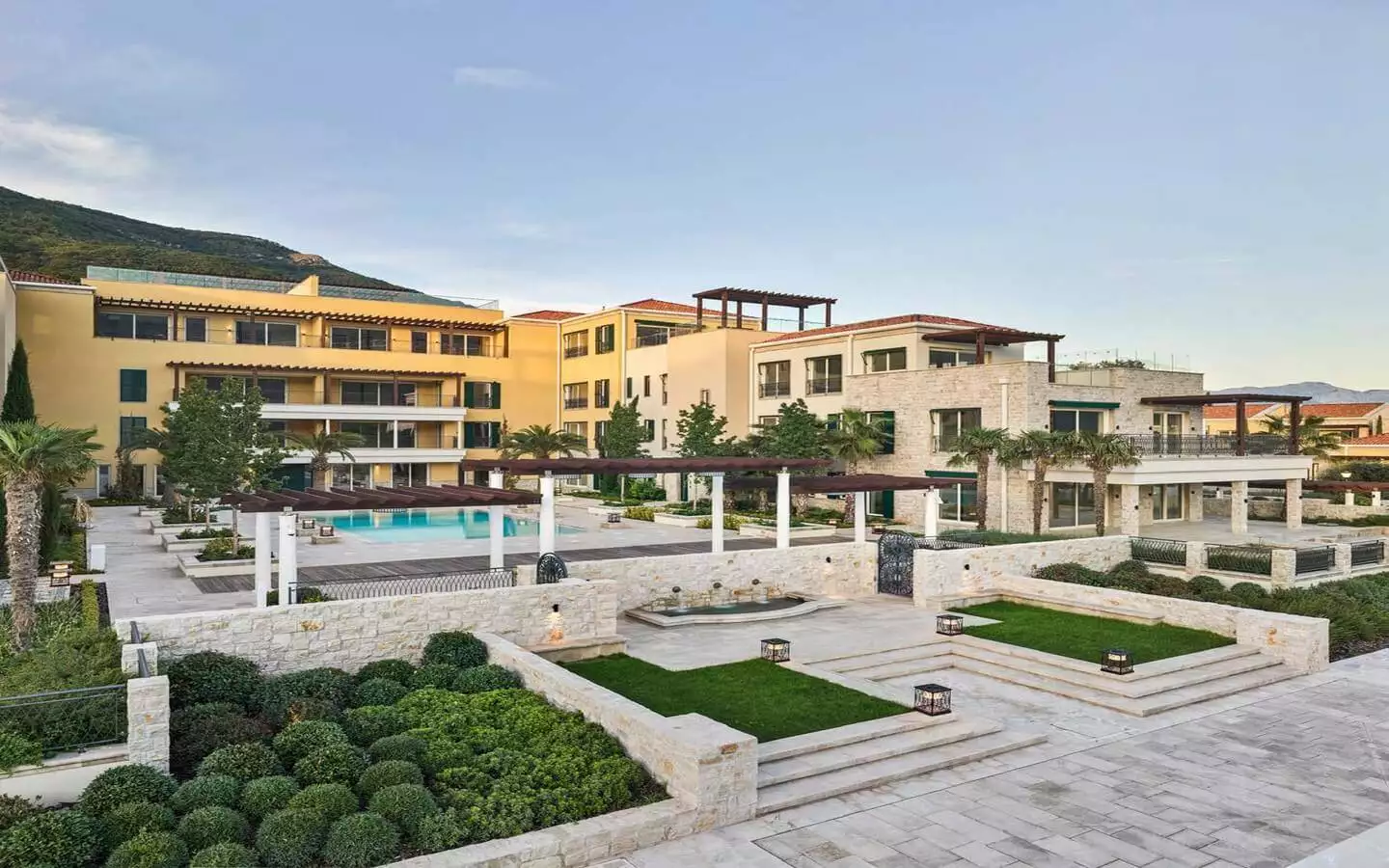 Flat 88m² in Montenegro, Kumbor. Priced at 530000€ rent photo-4