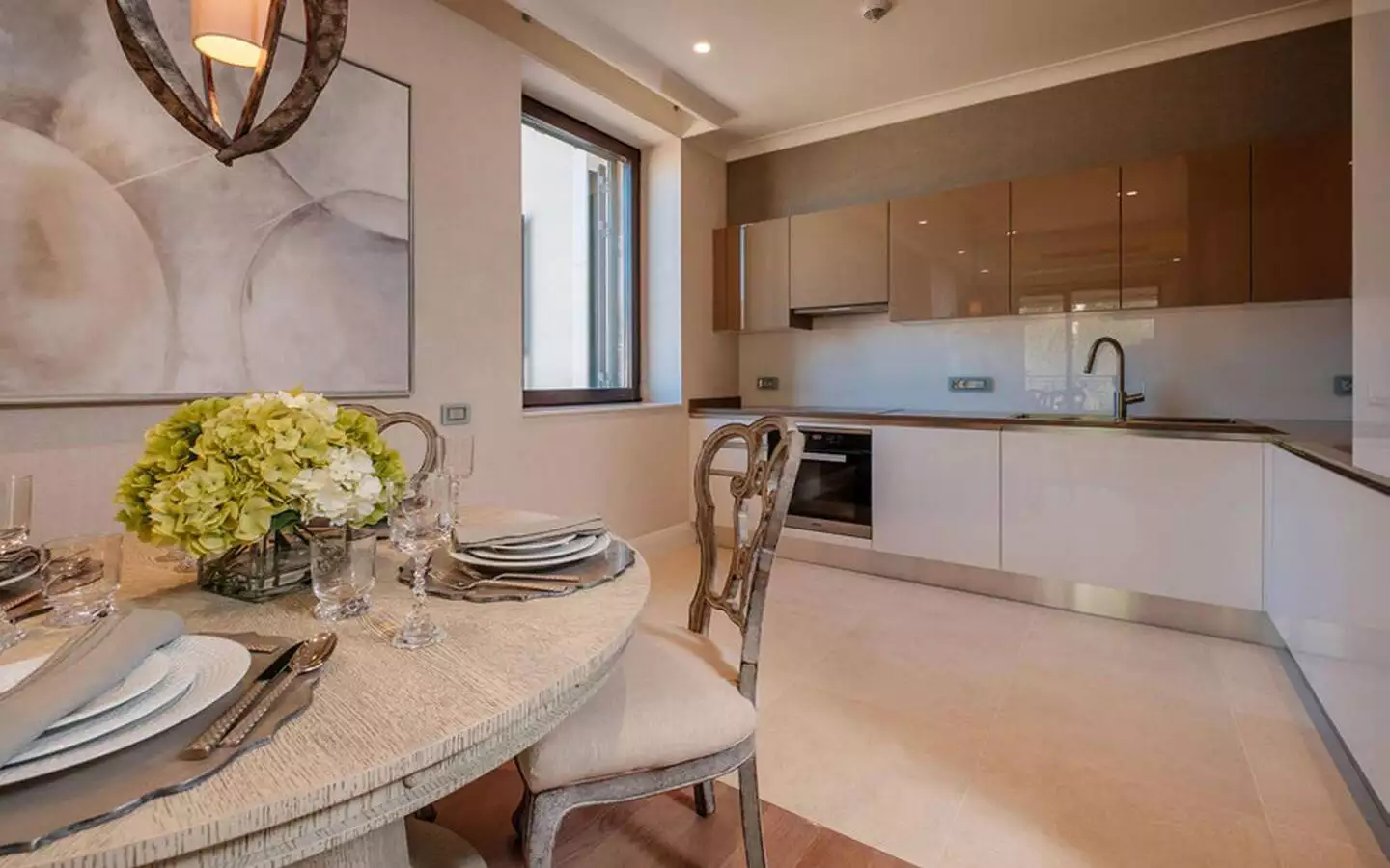 Flat 88m² in Montenegro, Kumbor. Priced at 530000€ rent photo-13