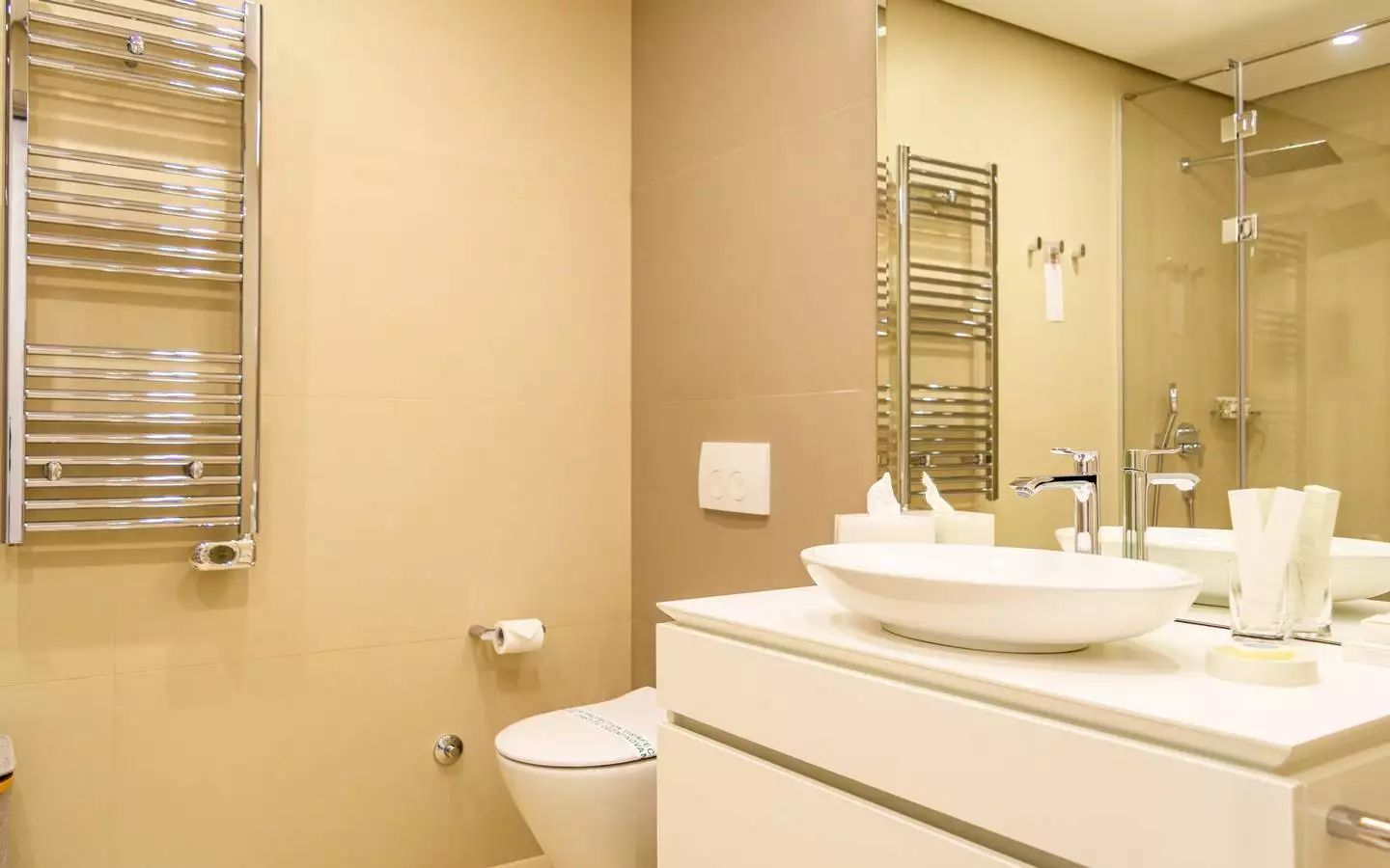 Flat 147m² in Montenegro, Budva. Priced at 950000$ rent photo-13