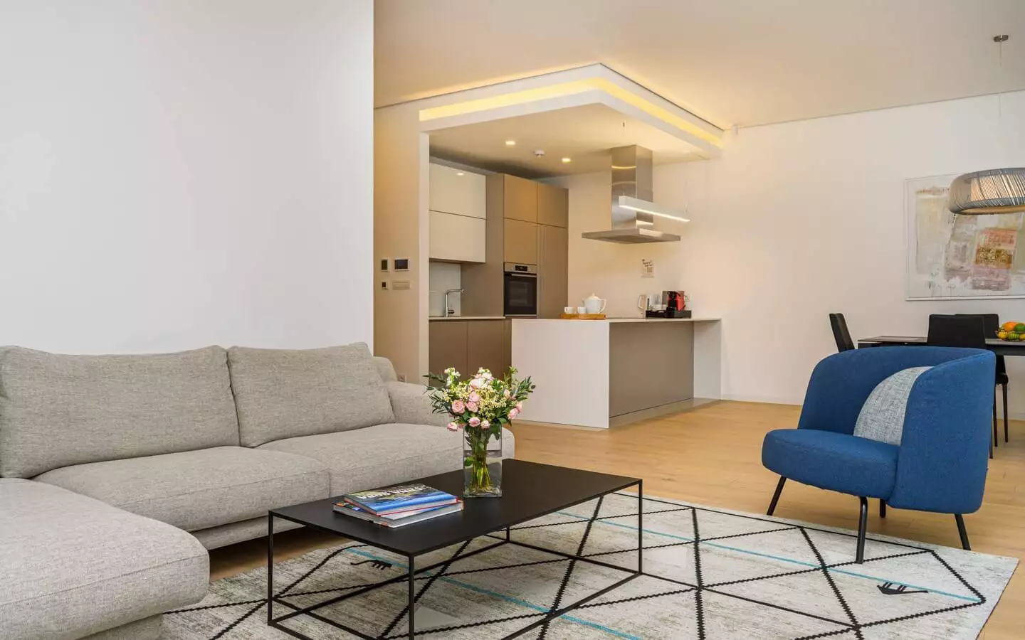 Flat 159m² in Montenegro, Budva. Priced at 1500000$ rent photo-4
