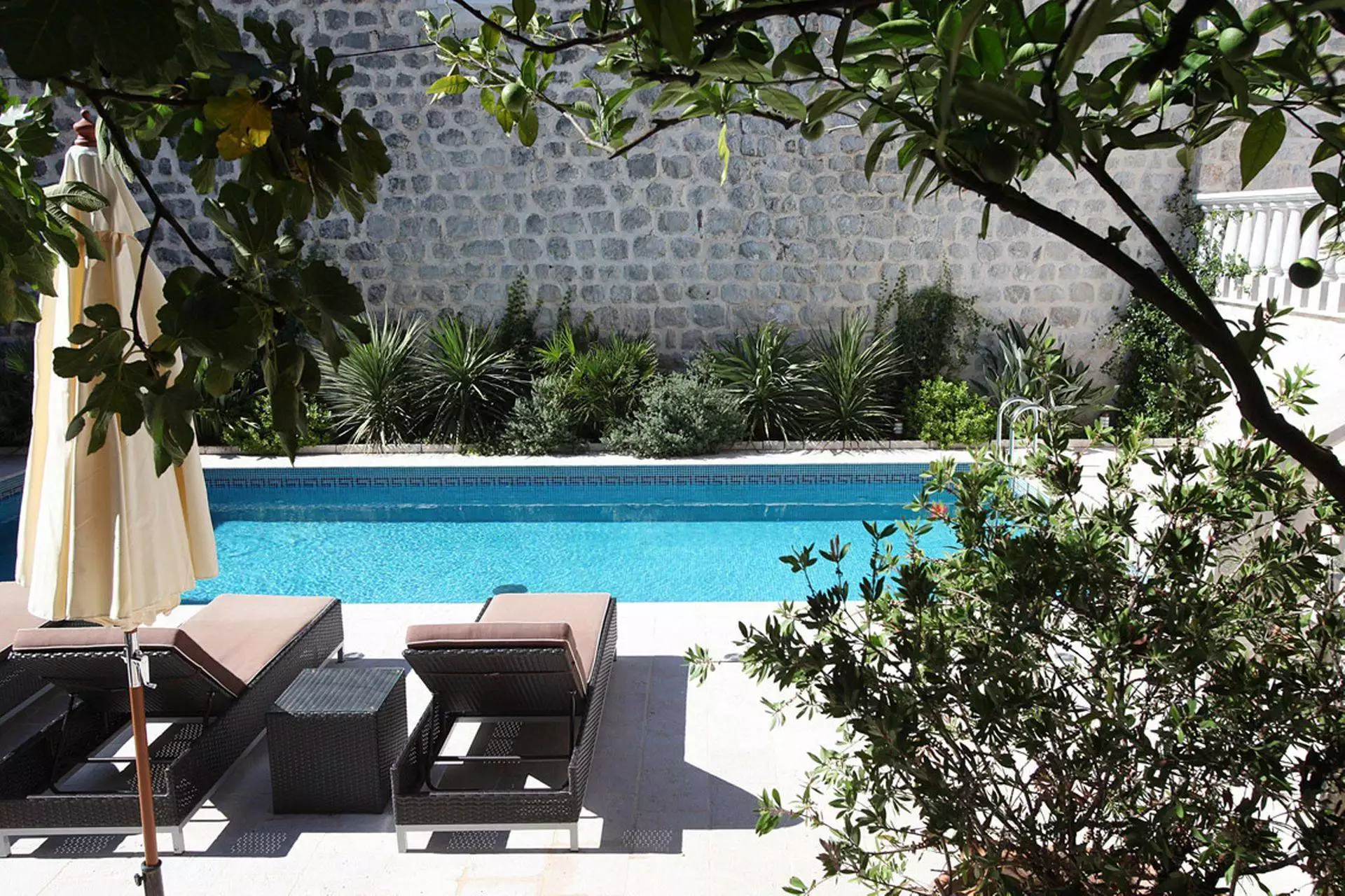 Villa 273m² in Montenegro, Perast. Priced at 2500000$ rent photo-2