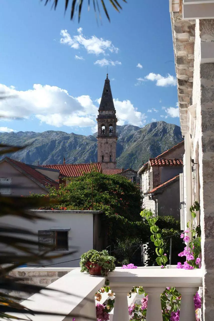Villa 273m² in Montenegro, Perast. Priced at 2500000$ rent photo-10