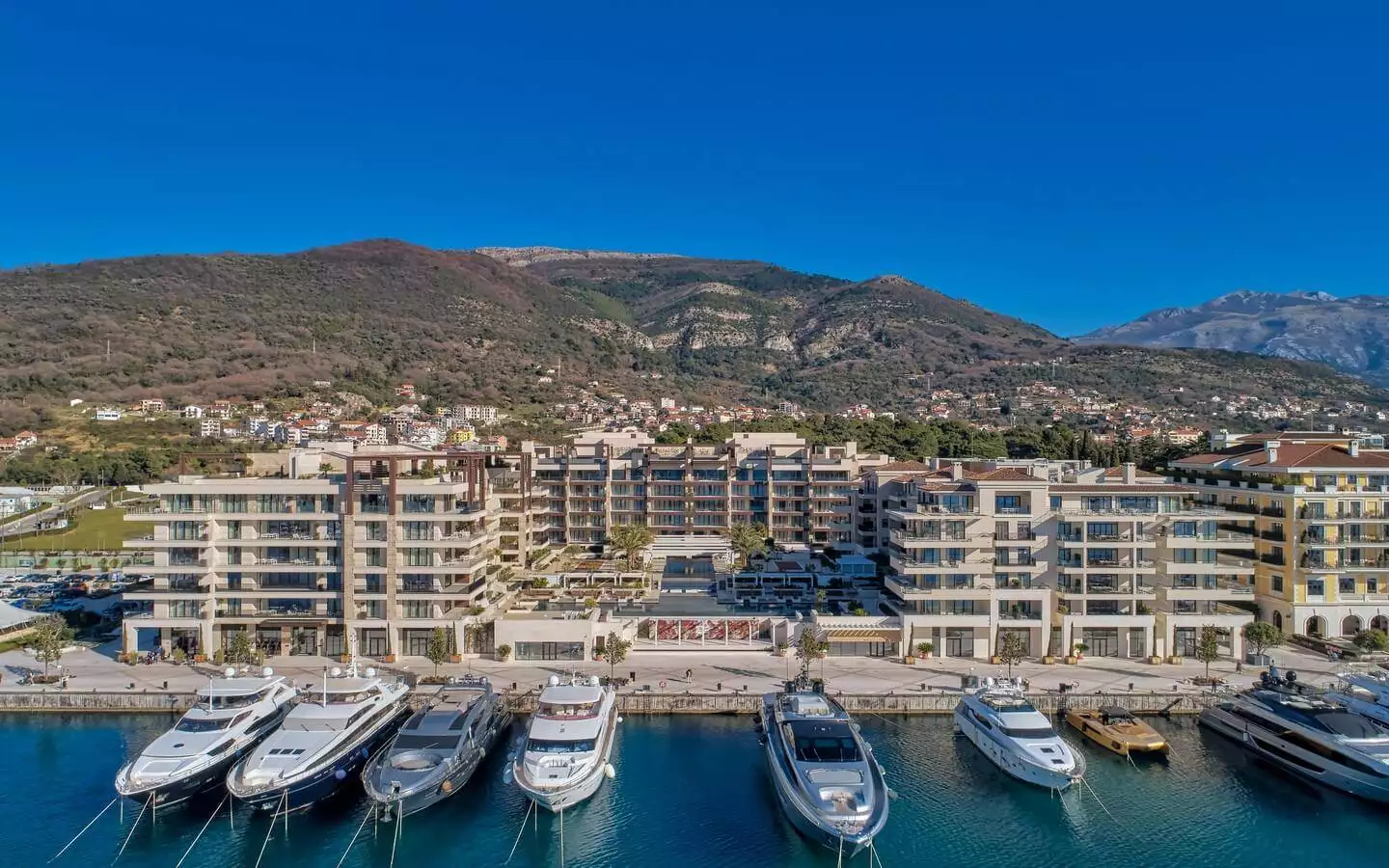 Flat 105m² in Montenegro, Tivat. Priced at 1061784€ rent photo-2
