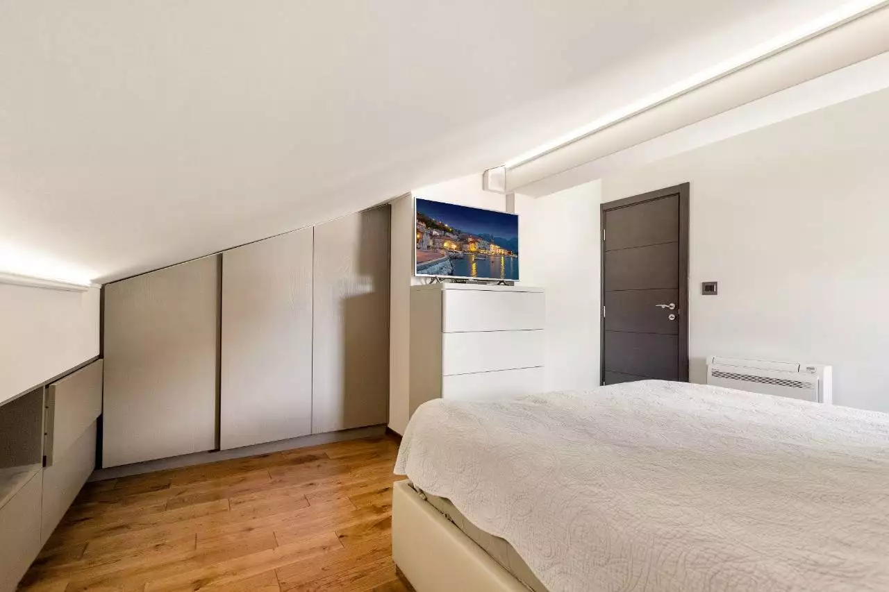 Flat 90m² in Montenegro, Kotor. Priced at 400000$ rent photo-14