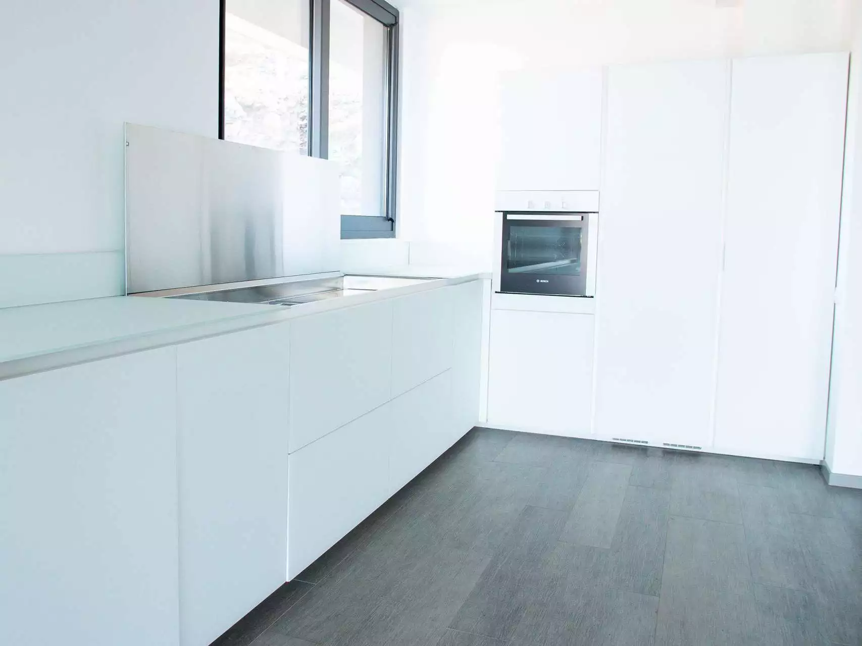 Villa 770m² in Montenegro, Tivat. Priced at 3500000$ rent photo-3