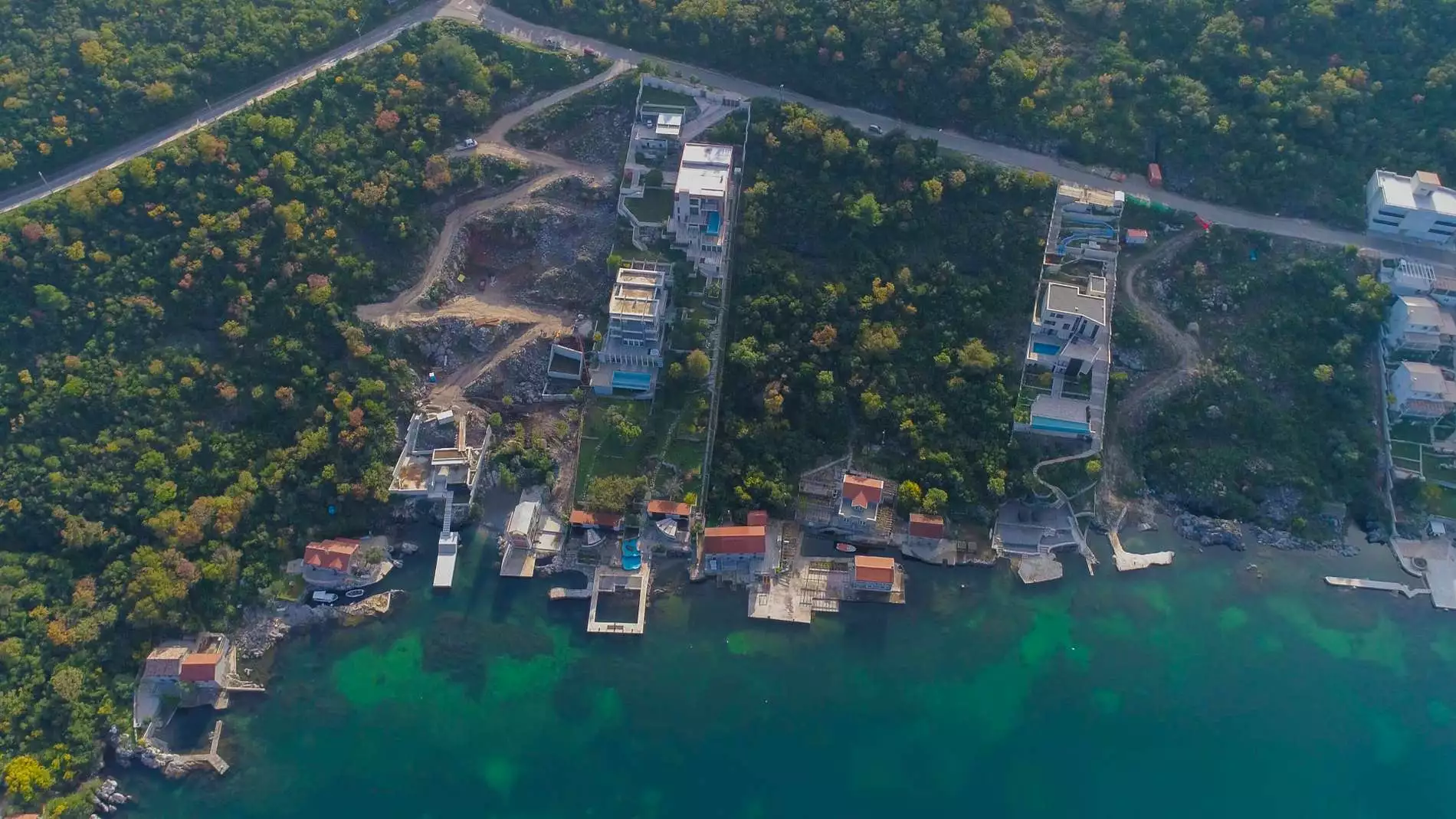 Villa 770m² in Montenegro, Tivat. Priced at 3500000$ rent photo-18