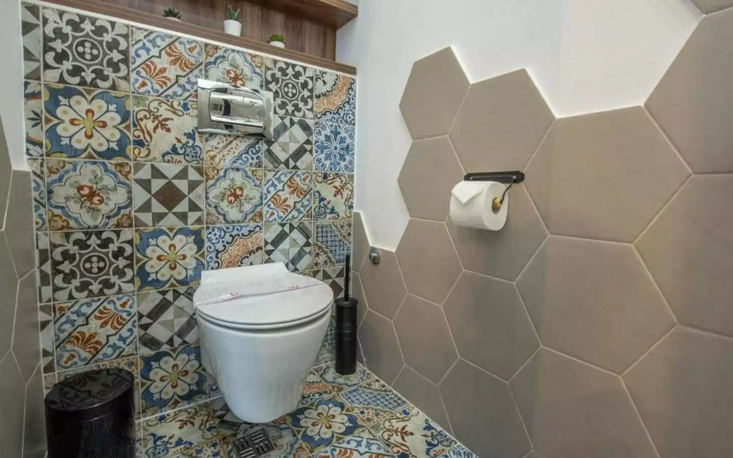 Other Properties 267m² in Montenegro, Stari Bar. Priced at 1000000$ rent photo-14