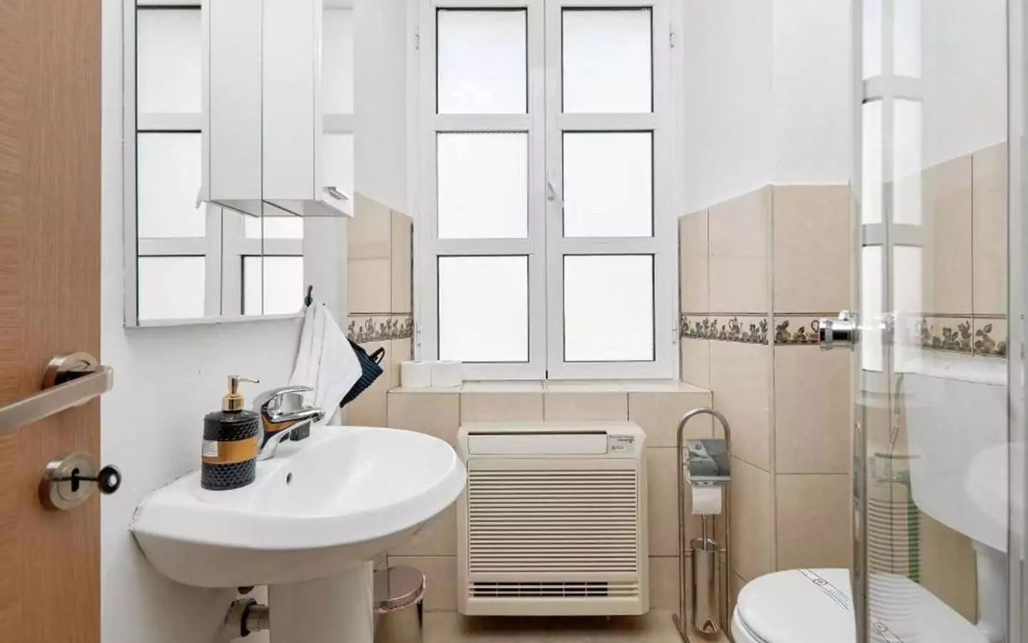 Other Properties 267m² in Montenegro, Stari Bar. Priced at 1000000$ rent photo-25