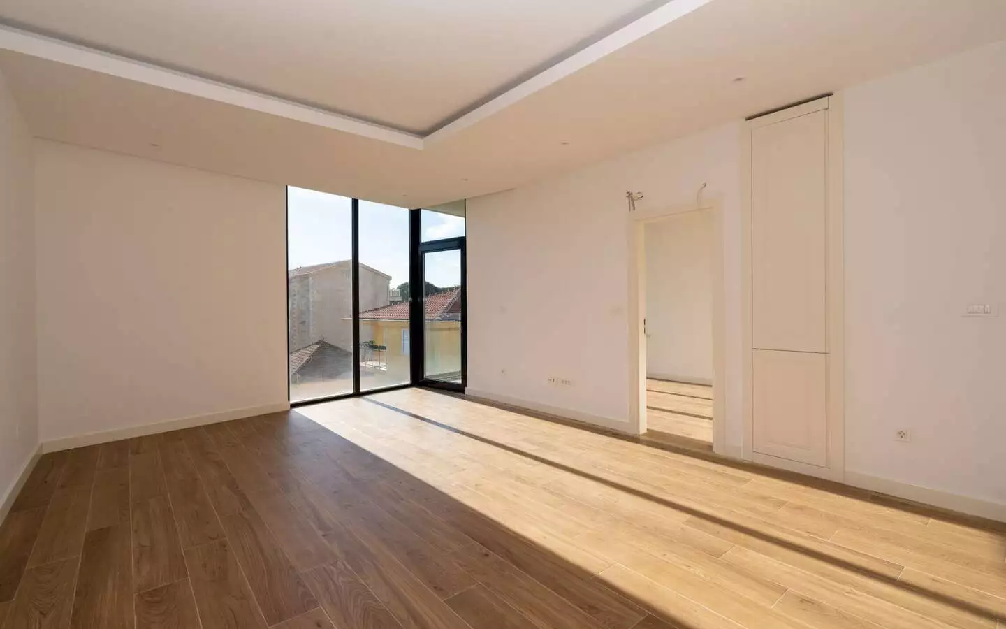 Flat 57m² in Montenegro, Tivat. Priced at 215000€ rent photo-3