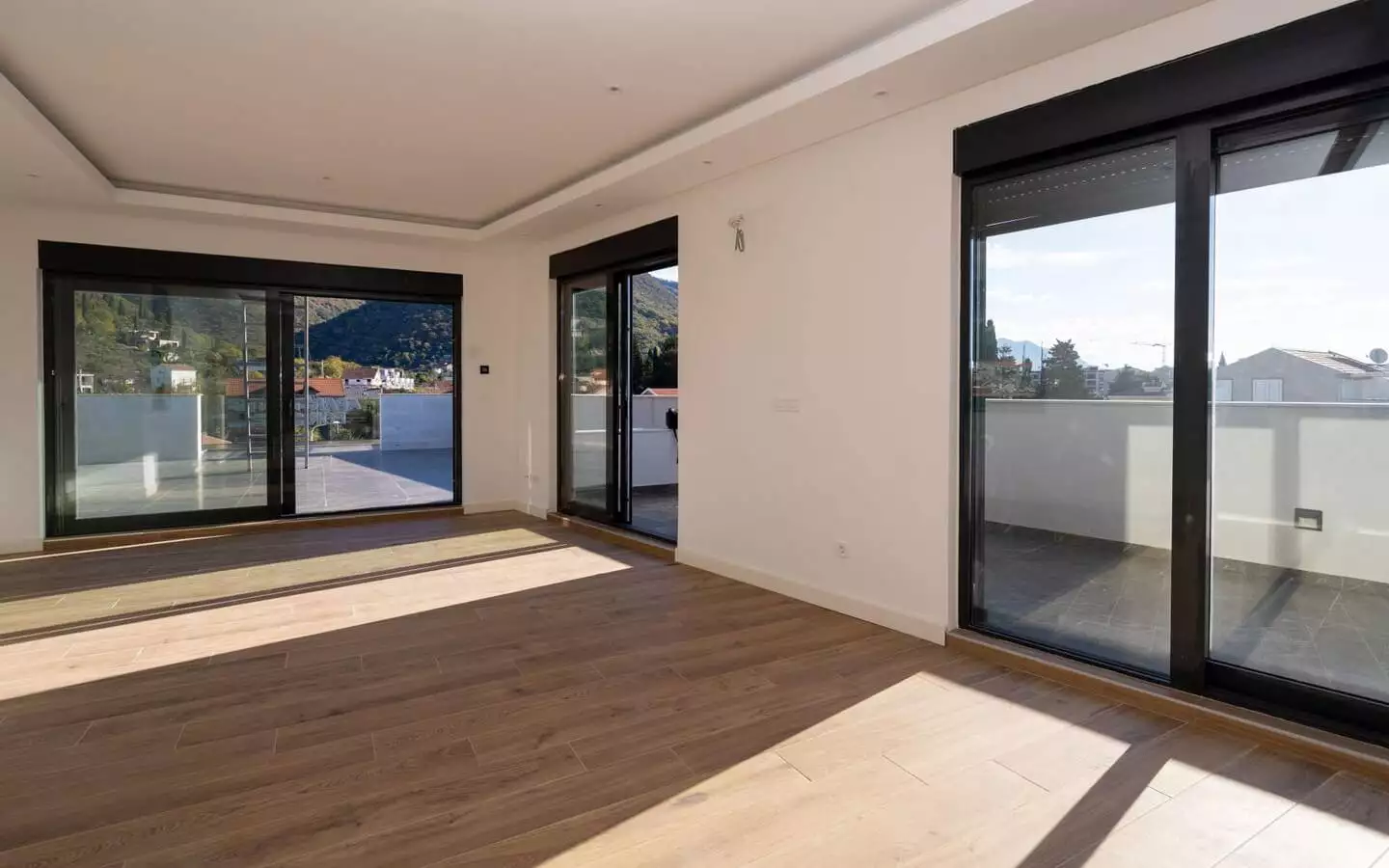 Penthouse 88m² in Montenegro, Tivat. Priced at 880000$ rent photo-5