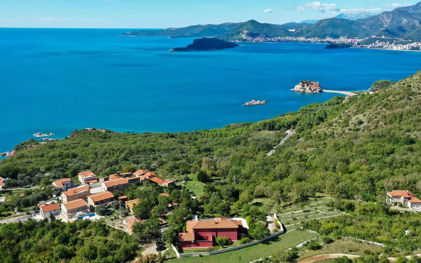 Villa 393m² in Montenegro, Budva. Priced at 3500000$ rent photo-3