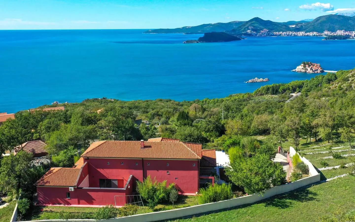 Villa 393m² in Montenegro, Budva. Priced at 3500000$ rent photo-5