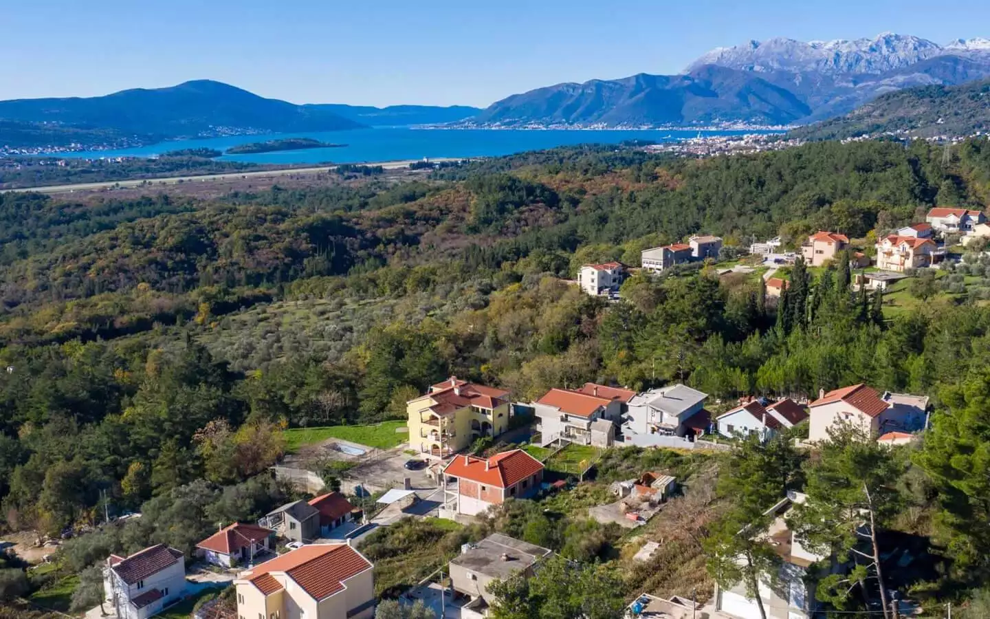 Land 1m² in Montenegro, Kotor. Priced at 150000$ rent photo-2