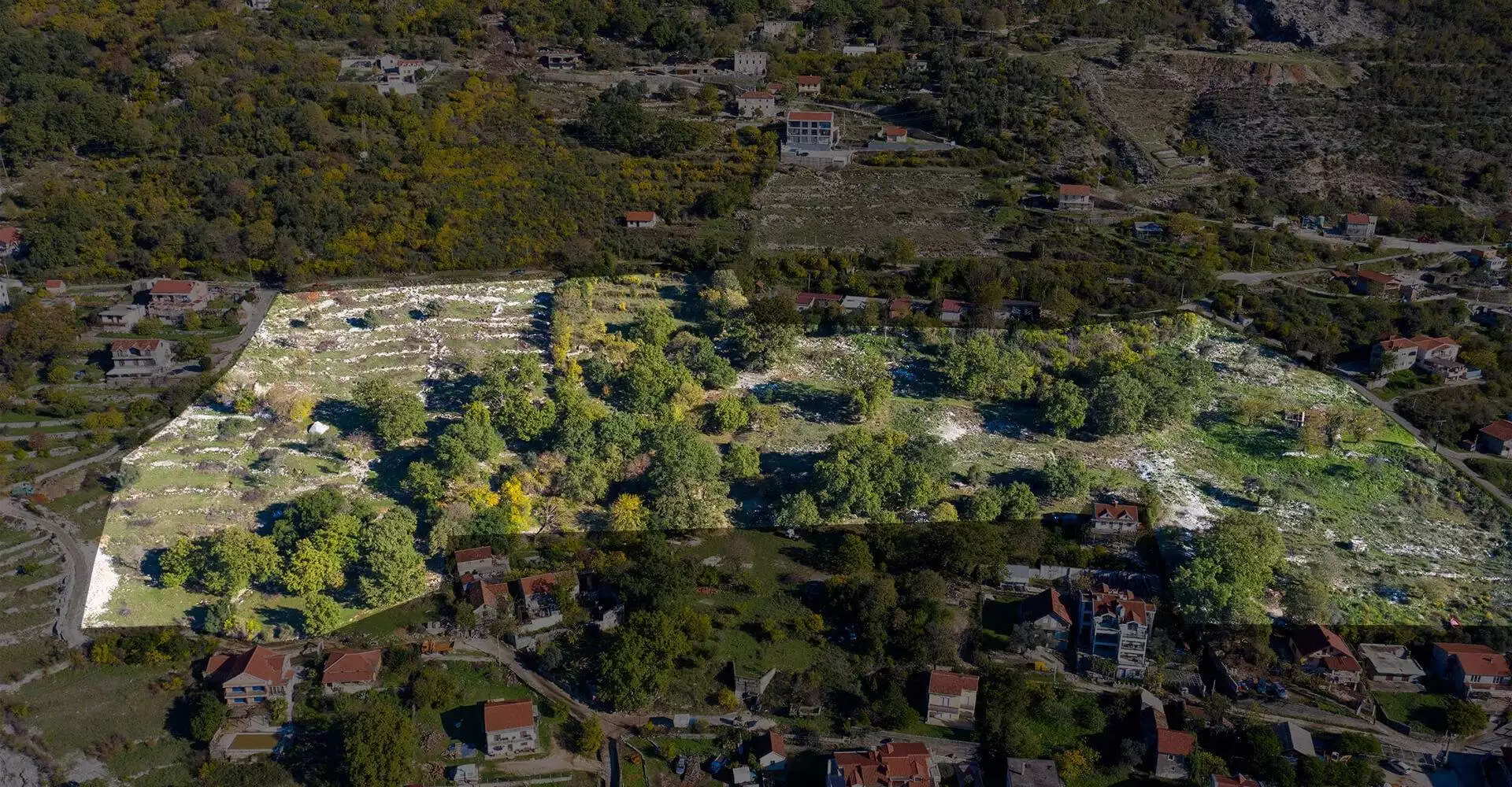 Land 1m² in Montenegro, Risan. Priced at 5731320$ rent photo-1
