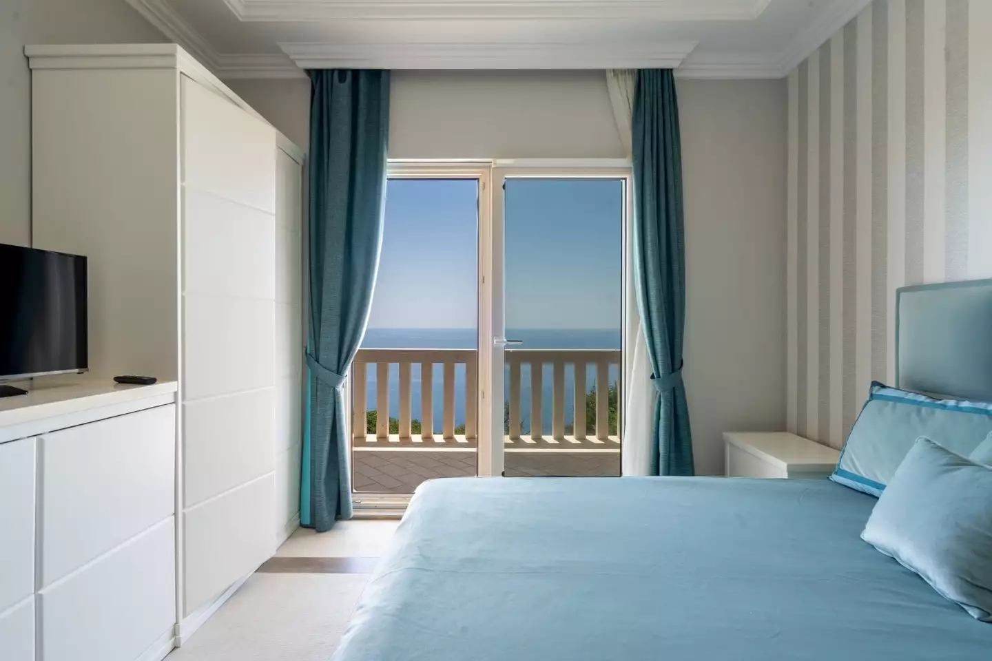 Villa 632m² in Montenegro, Rezevici. Priced at 1800000$ rent photo-19