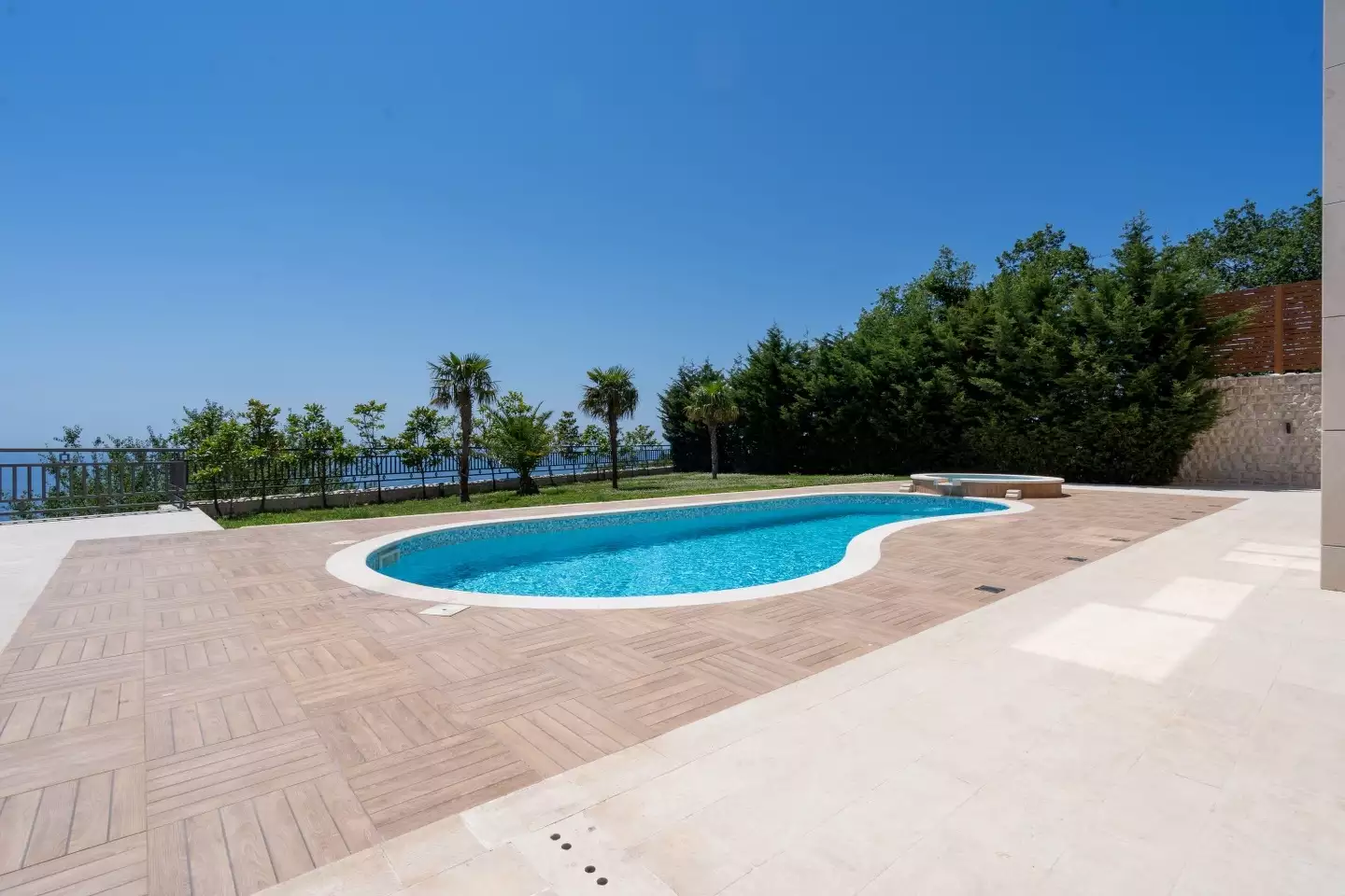 Villa 632m² in Montenegro, Rezevici. Priced at 1800000$ rent photo-30