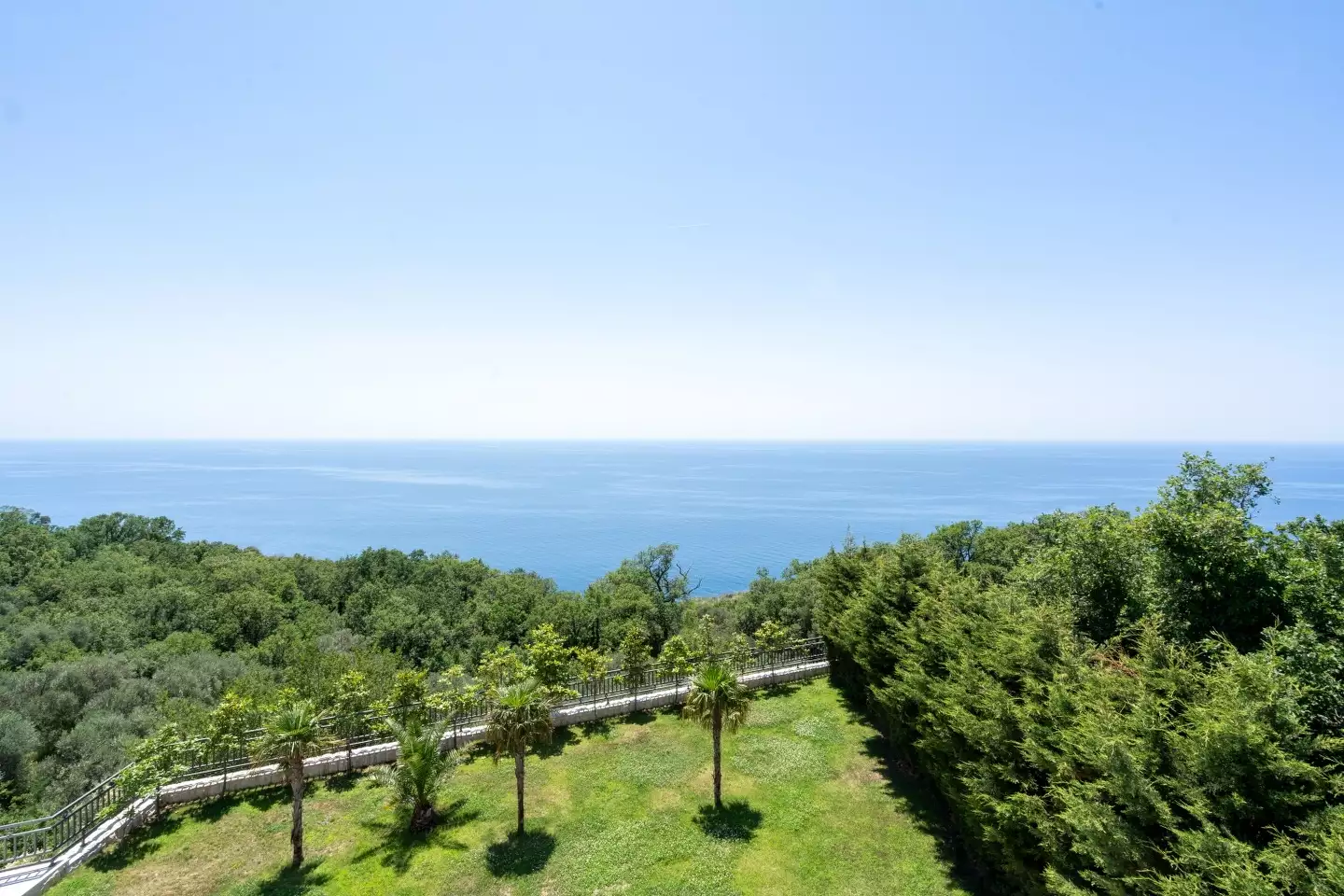 Villa 632m² in Montenegro, Rezevici. Priced at 1800000$ rent photo-37