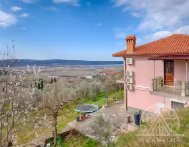 Buy in Slovenia for 3000000€