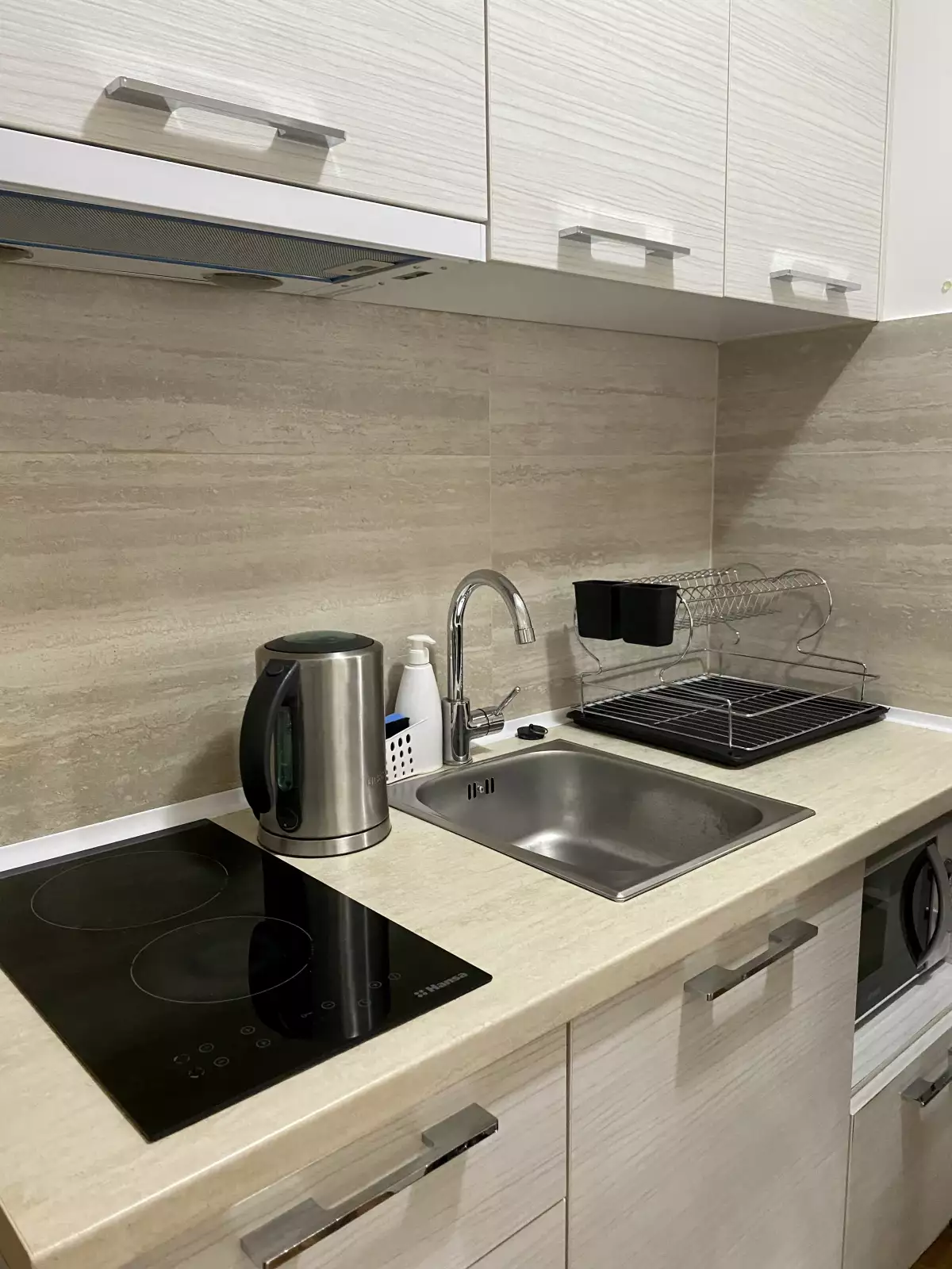 Flat 36m² in Montenegro, Budva. Priced at 600€ rent photo-12