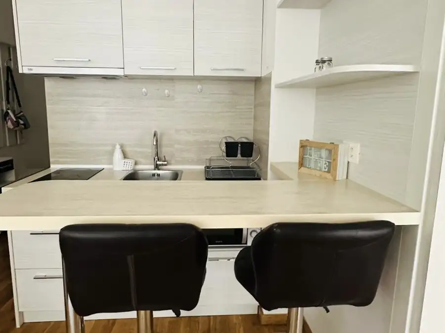 Flat 36m² in Montenegro, Budva. Priced at 1600€ rent photo-9