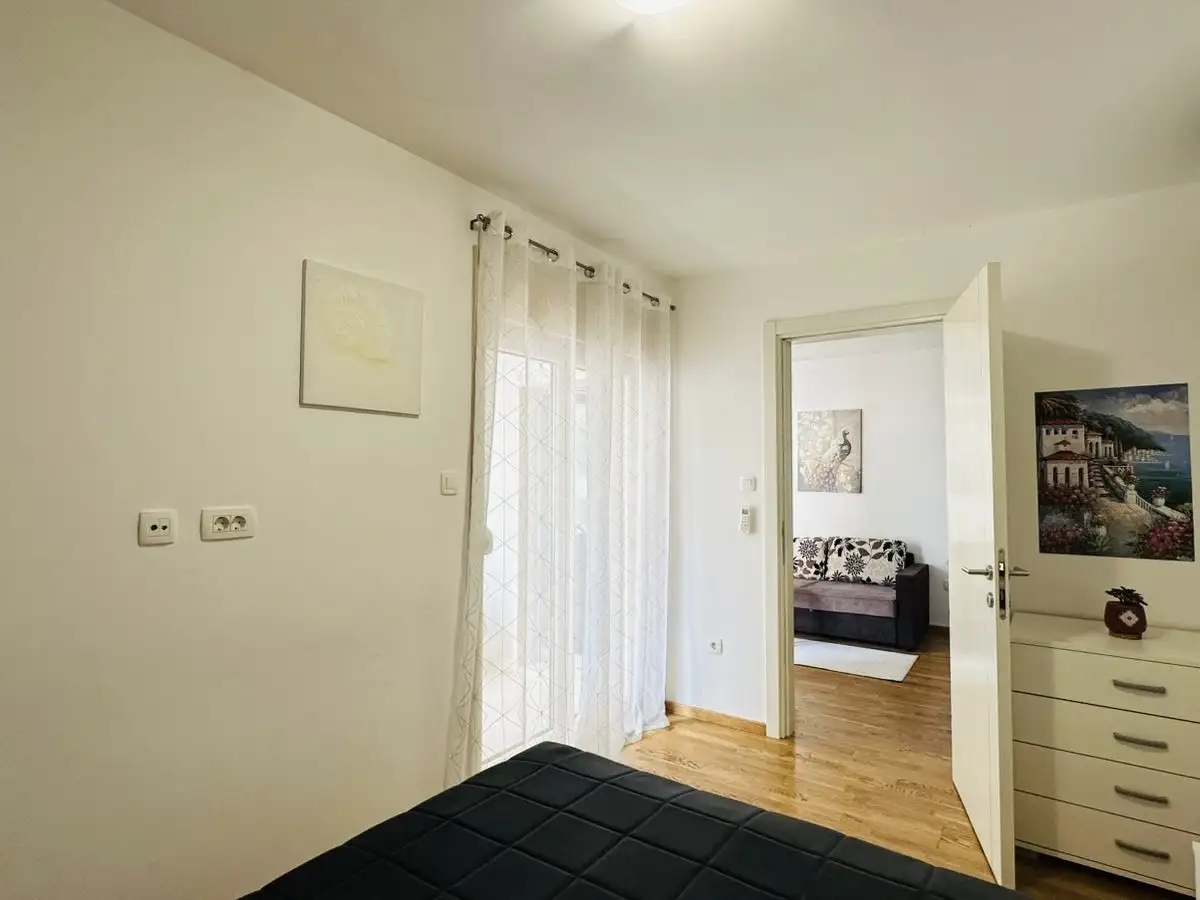 Flat 36m² in Montenegro, Budva. Priced at 1600€ rent photo-24