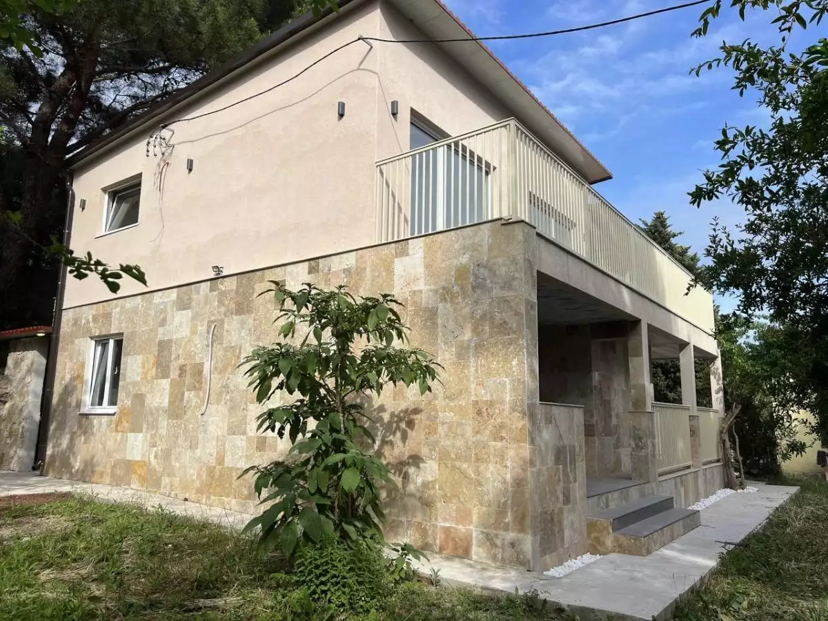 House 155m² in Italy, Barga. Priced at 380000€ rent photo-4