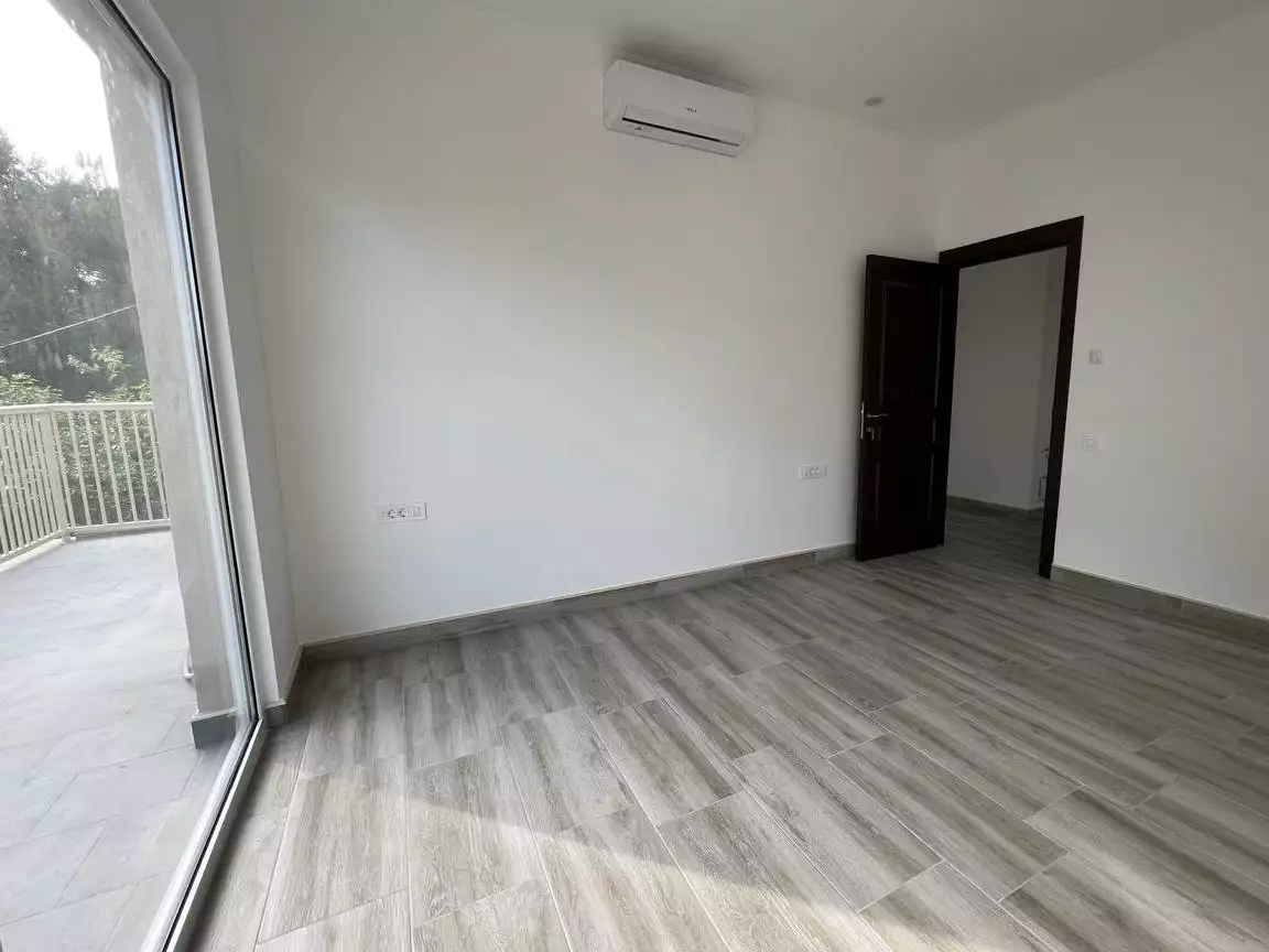 House 155m² in Italy, Barga. Priced at 380000€ rent photo-25