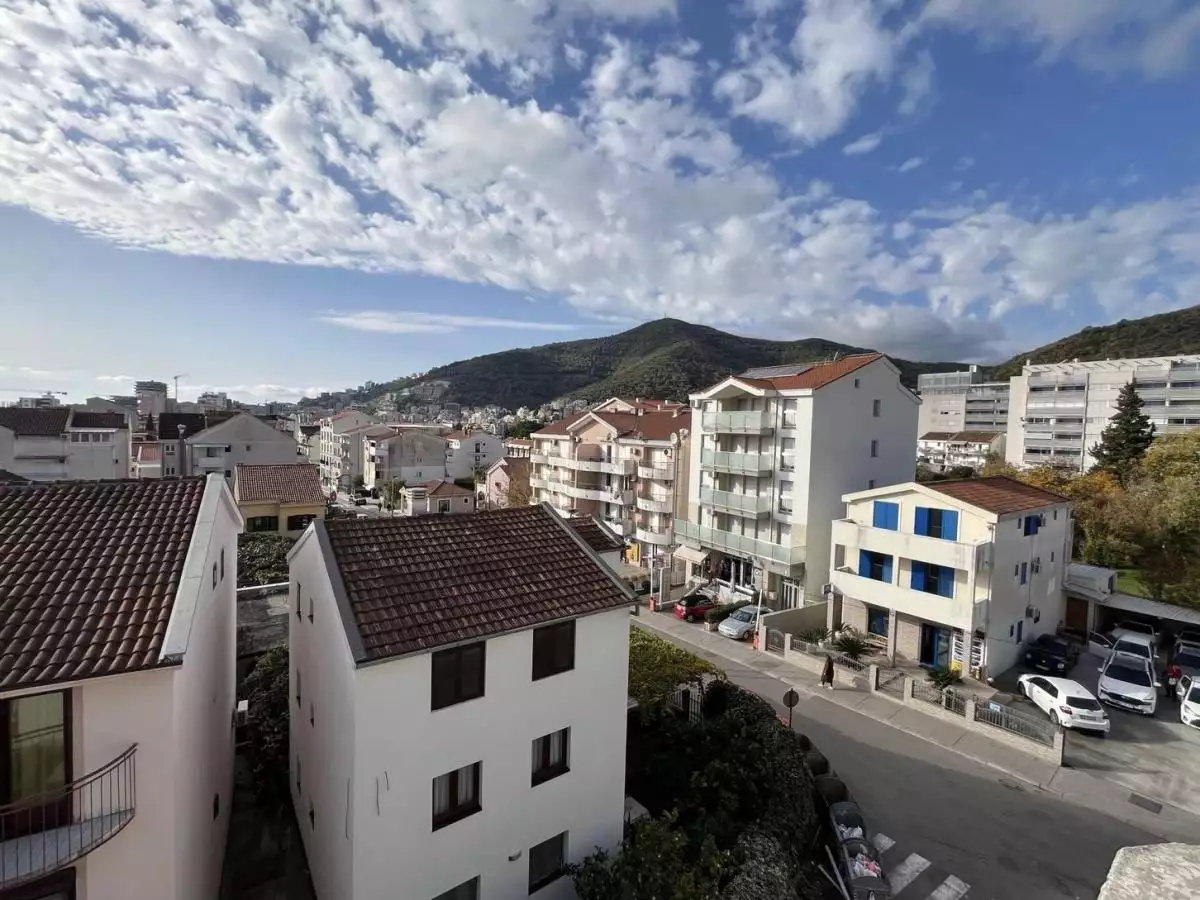 Flat 35m² in Montenegro, Budva. Priced at 90000€ rent photo-10