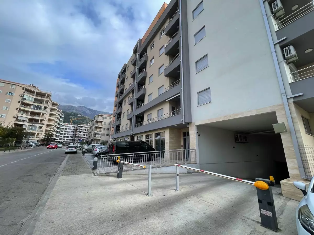Building 1m² in Montenegro, Budva. Priced at 30000€ rent photo-2