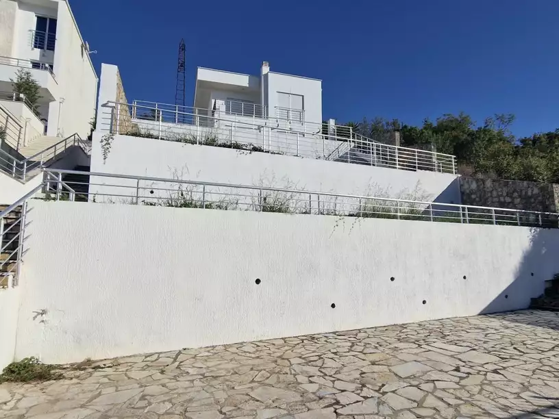House 128m² in Montenegro, Sutomore. Priced at 390000€ rent photo-11